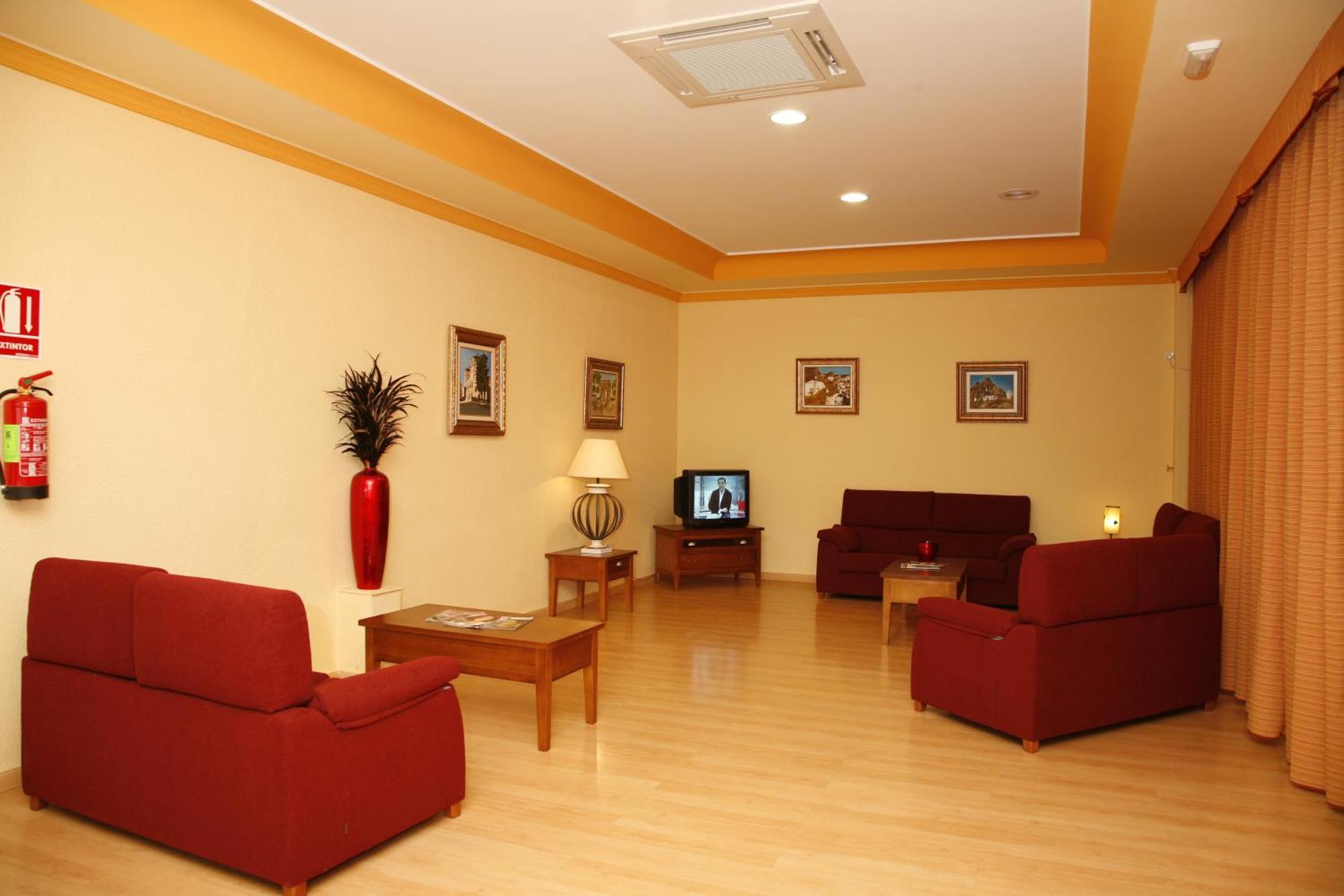 Hotel Mari Carmen Guadix Exterior photo
