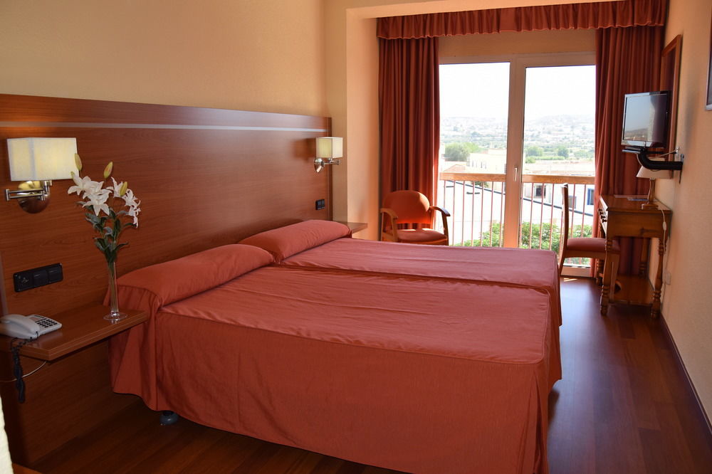 Hotel Mari Carmen Guadix Exterior photo